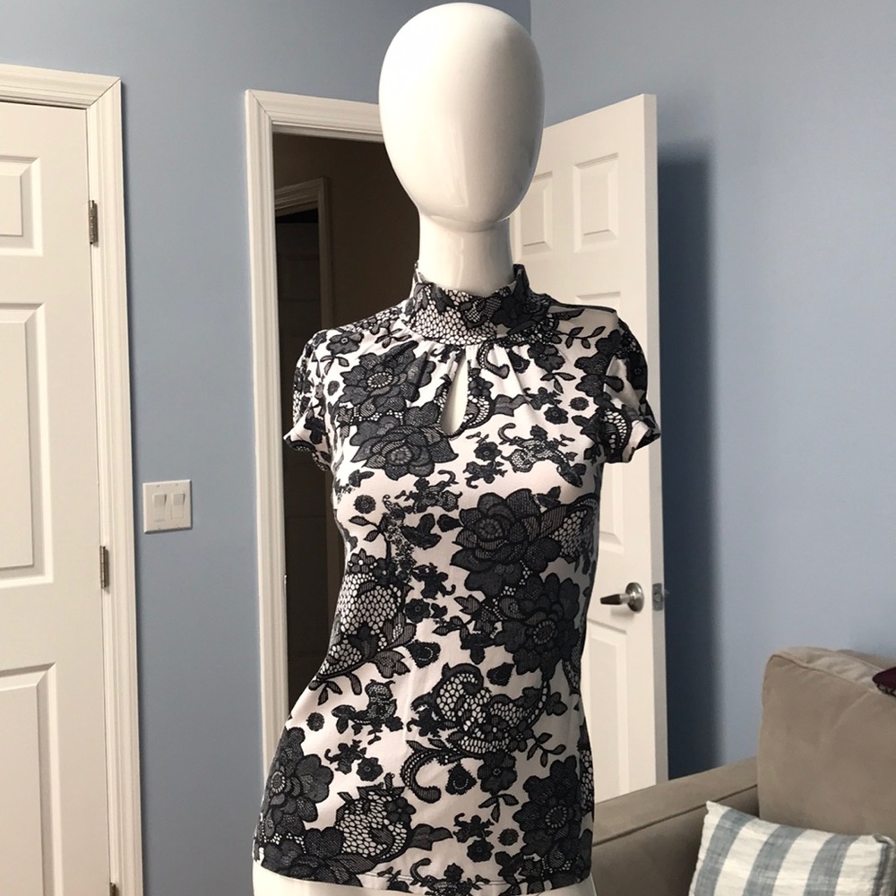 Express Blouse w/ Black & Gray Floral, Size Small